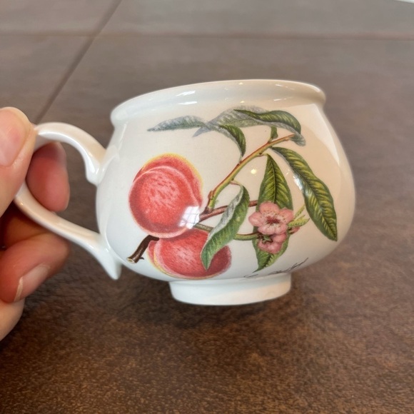 Portmeirion Pomona Footed Romantic Breakfast Cup - Picture 3 of 6